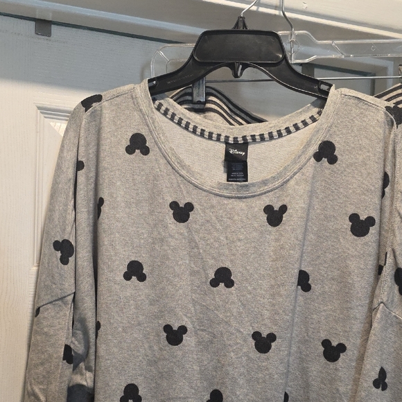 Disney Gray Pajama Set with Black Mickey Pattern - Picture 2 of 4